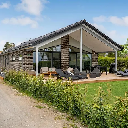 Vakantiehuis 4 Bedroom Cozy In Rudkøbing