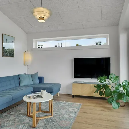 Casa vacanze 4 Bedroom Cozy In Rudkobing Spodsbjerg