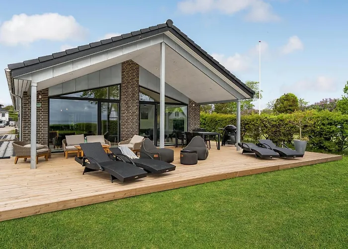 4 Bedroom Cozy In Rudkøbing Vakantiehuis