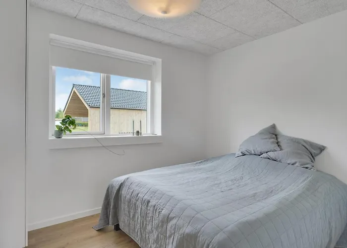4 Bedroom Cozy In Rudkøbing *