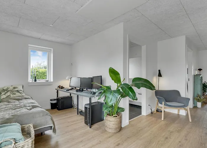 Vakantiehuis 4 Bedroom Cozy In Rudkøbing Spodsbjerg